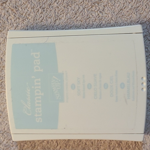 4 X classic Ink Stamp pads in 4 shades of blue - Picture 2 of 5